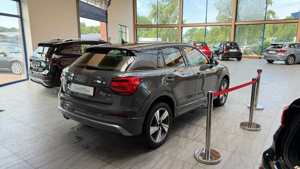 Gebraucht Audi Q2 S-Line 190 PS (139 kW) 2020 Grau SUV