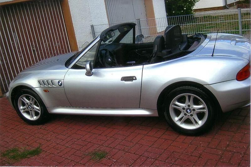 Silber Gebraucht 2001 BMW Z3 Cabrio | 6.900 € (Guter Preis) - Bild 1/4