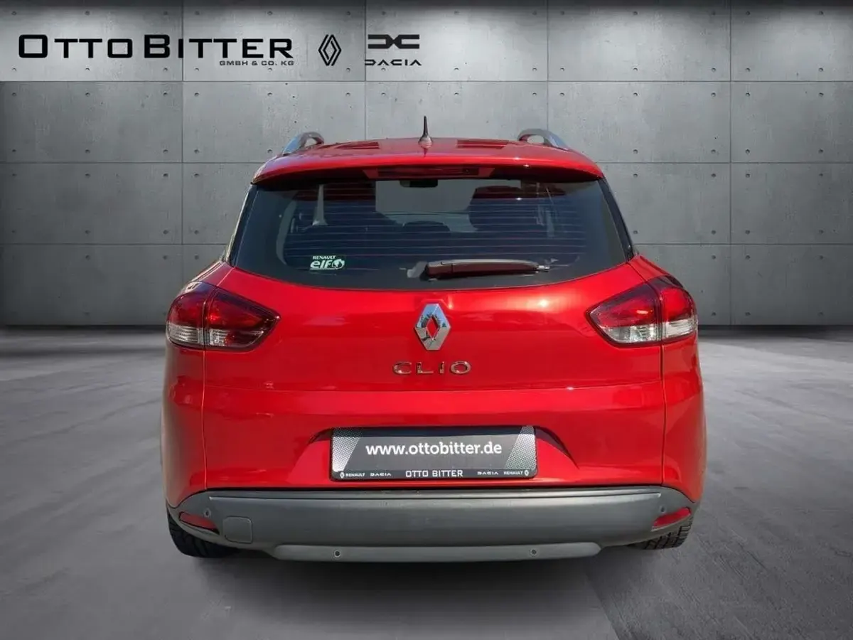 Gebraucht Renault Clio GrandTour Dynamique 120 PS (88 kW) 2014 Dezirrot Kombi