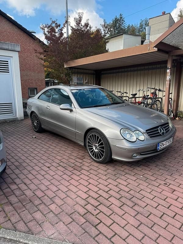 Silber Gebraucht 2004 Mercedes CLK270 Coupé | 1.500 € (Guter Preis) - Bild 1/4