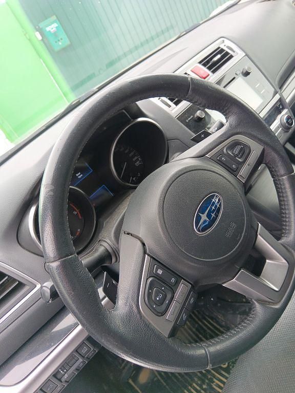 Gebraucht Subaru Outback 150 PS (110 kW) 2015 Silber Kombi