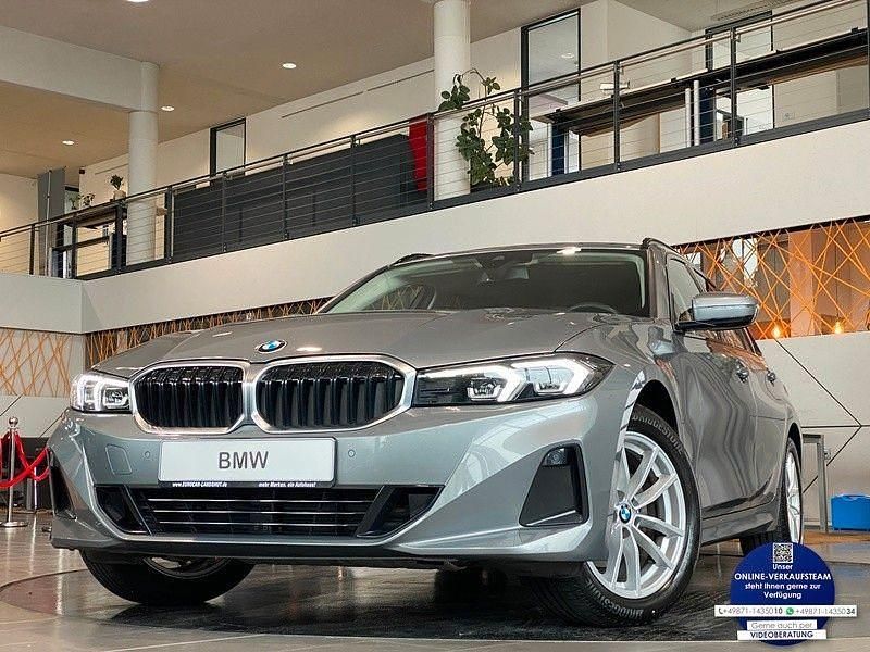 Gebraucht BMW 320 190 PS (139 kW) 2023 Grau Kombi