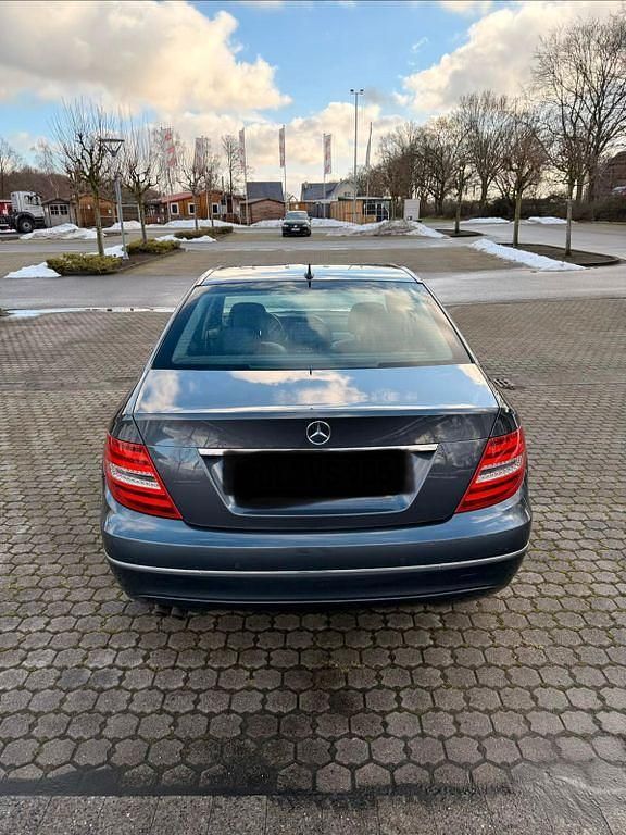 Gebraucht Mercedes C200 Avantgarde 136 PS (100 kW) 2012 Limousine