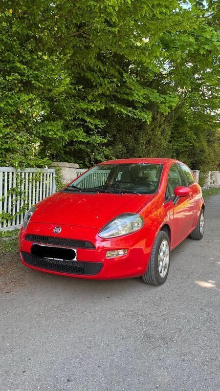 Rot Gebraucht 2012 Fiat Punto Kleinwagen | 1.300 € (Superpreis) - Bild 1/4