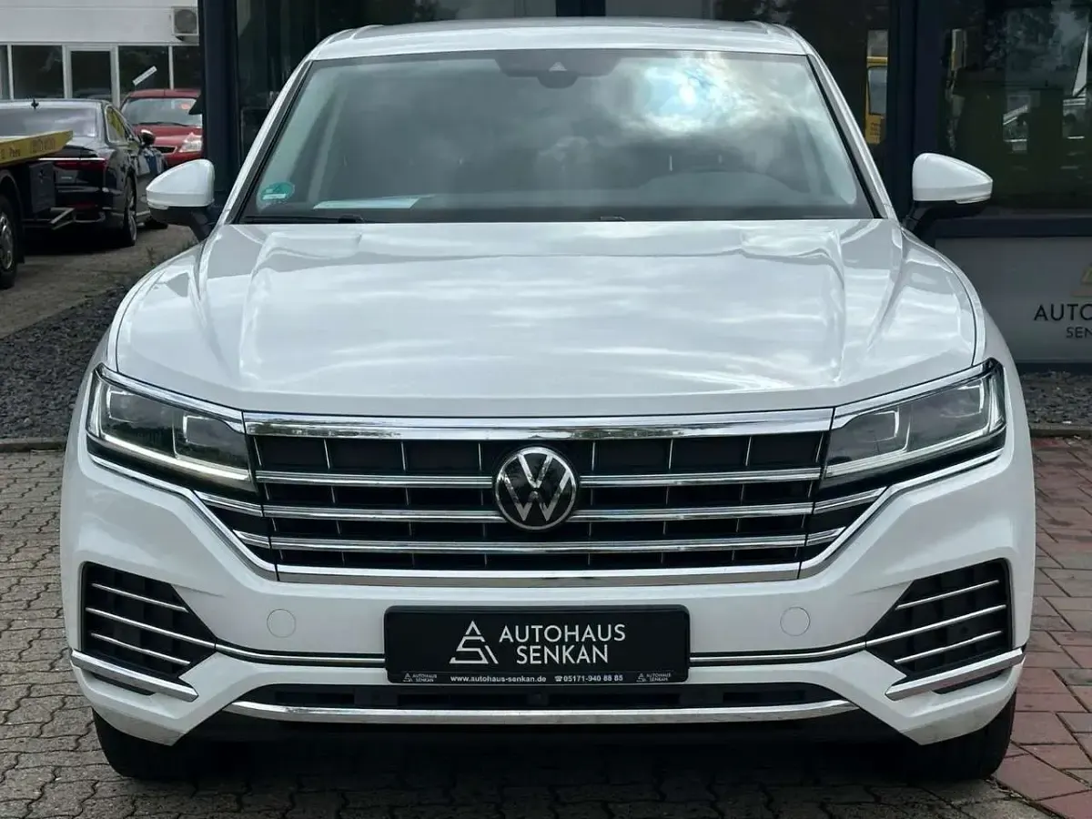 Gebraucht VW Touareg Elegance 231 PS (169 kW) 2022 Weiß SUV