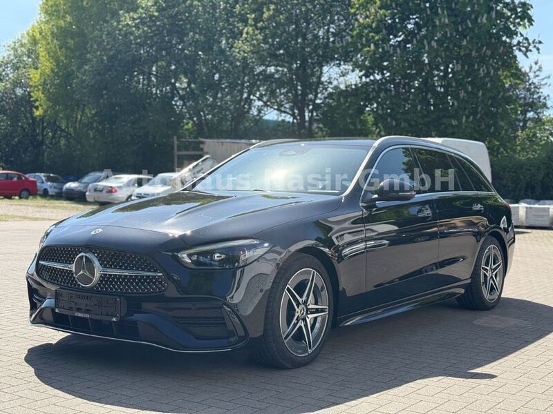 Schwarz Gebraucht 2025 Mercedes C200 AMG Limousine | 39.900 € (Fairer Preis) - Bild 1/4