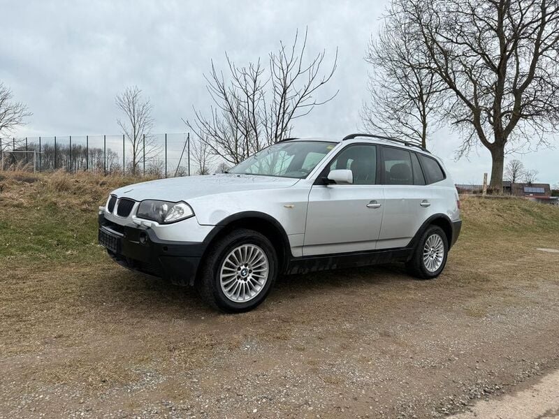 Silber Gebraucht 2004 BMW X3 Sport Line SUV | 2.600 € (Superpreis) - Bild 1/4