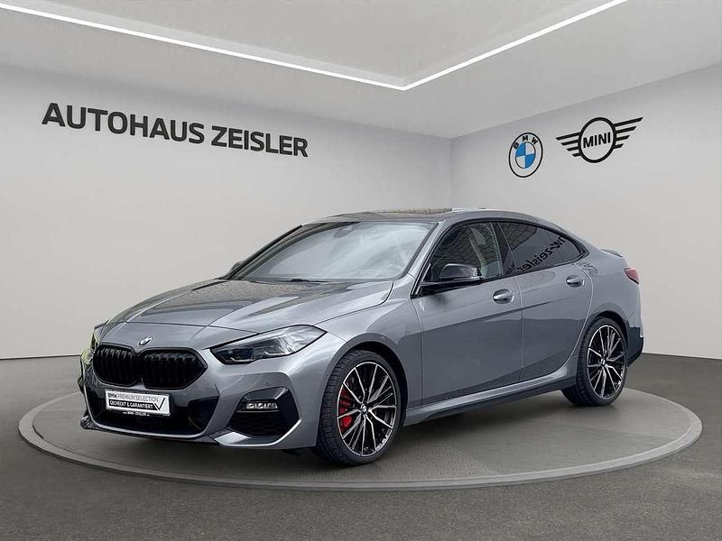 Gebraucht BMW 220 Performance 178 PS (130 kW) 2024 Skyscraper grau Coupé