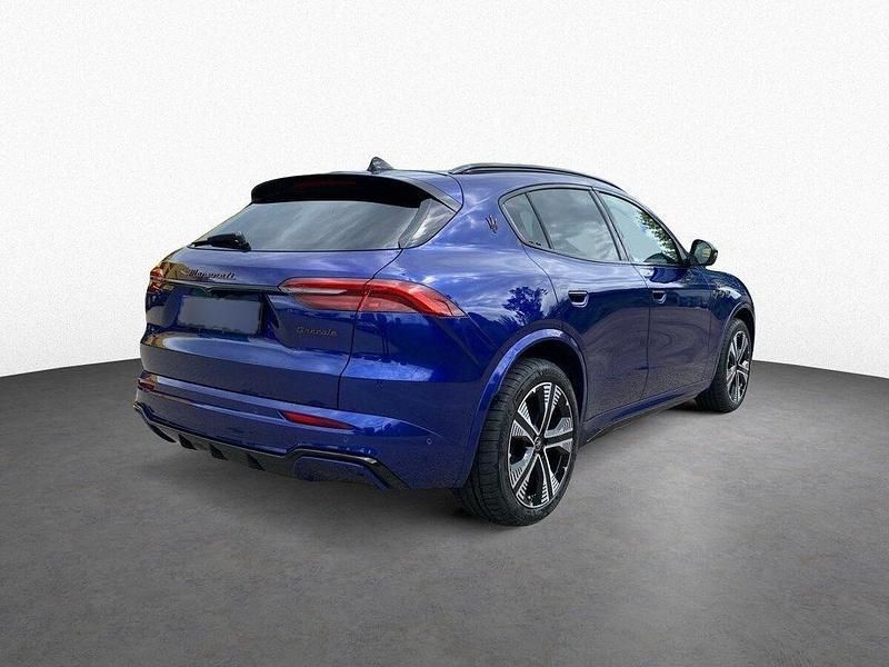 Gebraucht Maserati Grecale Folgore 409 kW (557 PS) 2024 Diverse metallic SUV