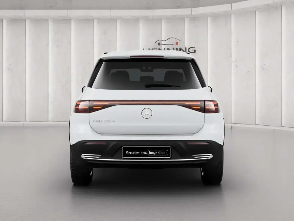 Gebraucht Mercedes EQB250 Progressive 139 kW (190 PS) 2025 Unilack polarweiß SUV