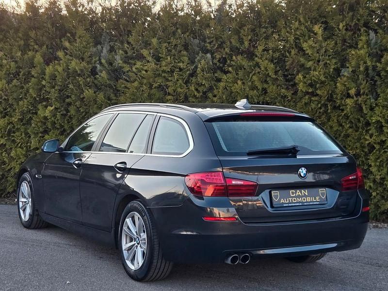 Gebraucht BMW 520 Performance 190 PS (139 kW) 2016 Grau Kombi