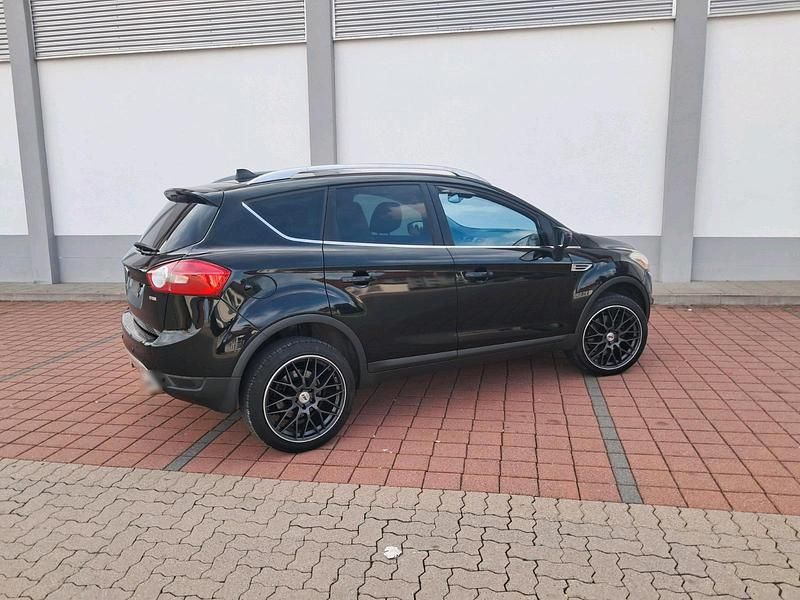 Gebraucht Ford Kuga 136 PS (100 kW) 2008 Schwarz SUV