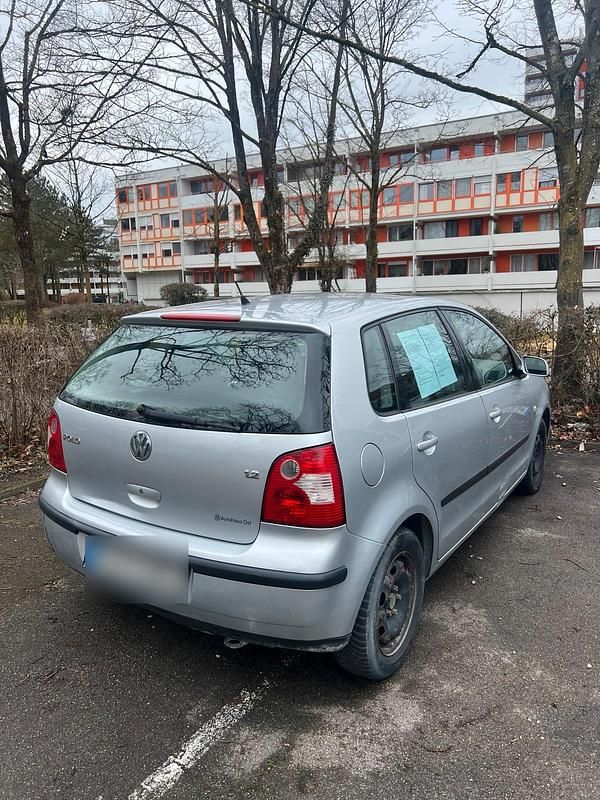 Gebraucht VW Polo 75 PS (55 kW) 2004 Silber Kleinwagen
