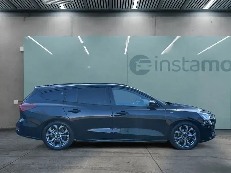 Używany Ford Focus ST-Line X 155 KM (114 kW) 2024 Czarny Kombi