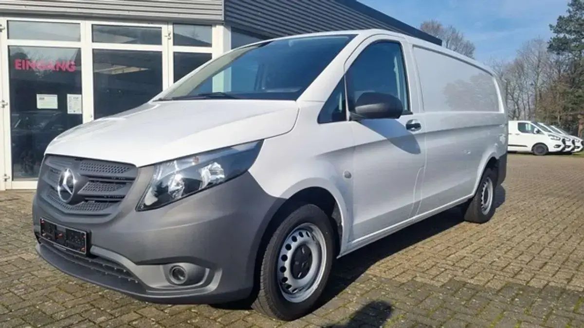 Gebraucht Mercedes Vito 163 PS (119 kW) 2022 Weiß Van