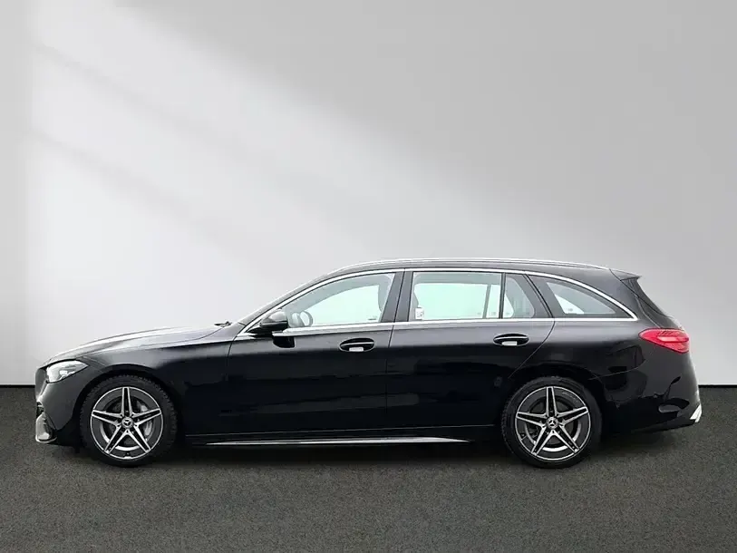 Gebraucht Mercedes C300 AMG 265 PS (194 kW) 2025 Schwarz Limousine