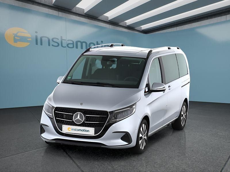 Silber Gebraucht 2024 Mercedes V250 Van / Kleinbus | 63.949 € (Superpreis) - Bild 1/4