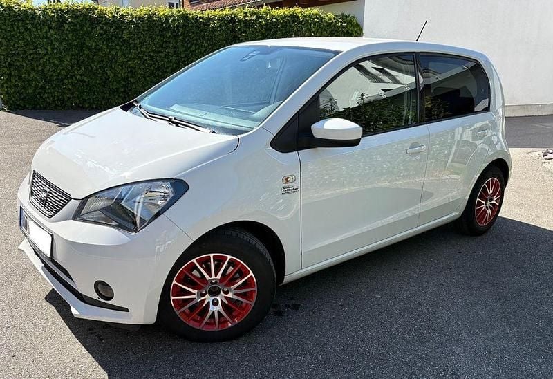 Weiß Gebraucht 2018 Seat Mii Style Kleinwagen | 6.666 € (Guter Preis) - Bild 1/4
