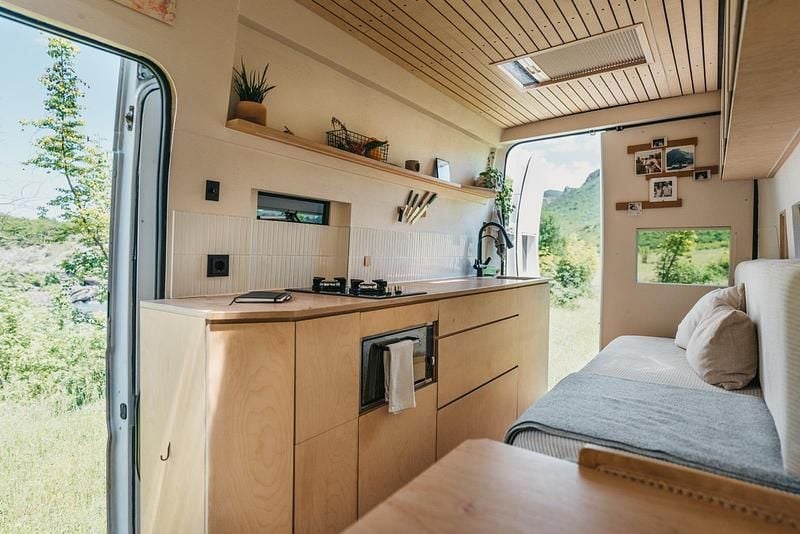 Gebraucht Peugeot Boxer 140 PS (102 kW) 2011 Weiß Van