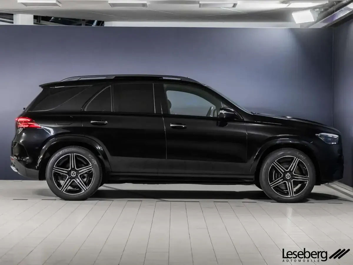 Gebraucht Mercedes GLE400 AMG 381 PS (280 kW) 2024 Schwarz SUV