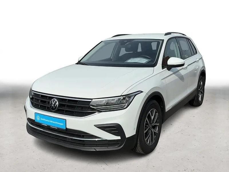 Gebraucht VW Tiguan Life 110 PS (80 kW) 2023 Weiß SUV