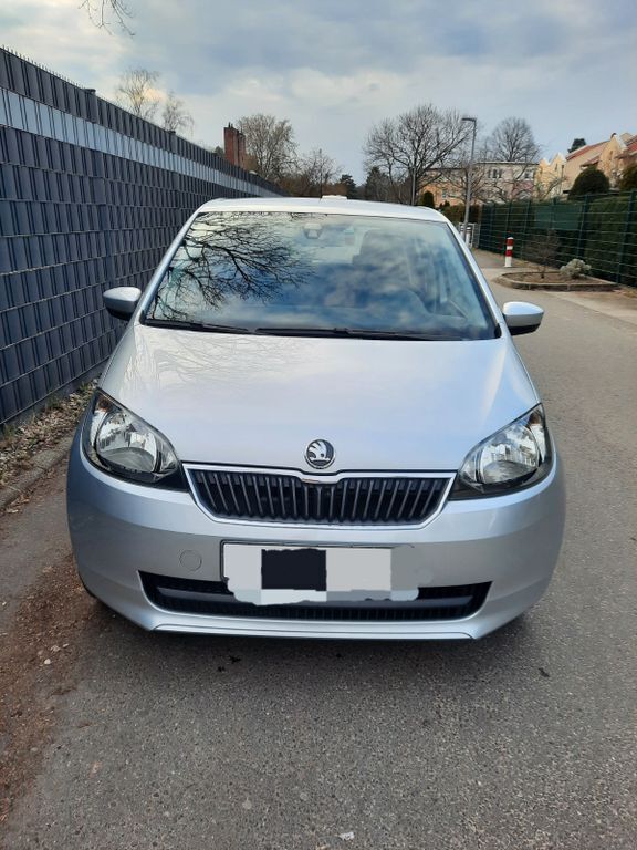 Silber Gebraucht 2013 Skoda Citigo Ambition Kleinwagen | 6.850 € (Fairer Preis) - Bild 1/4