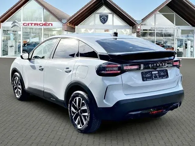 Neu Citroën C4 136 PS (100 kW) 2026 Weiß SUV