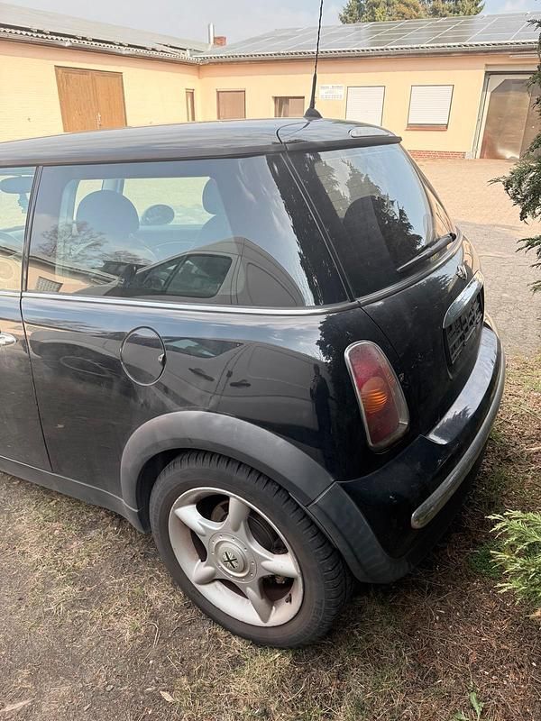 Second-hand Mini Cooper 2003 Negru Hatchback