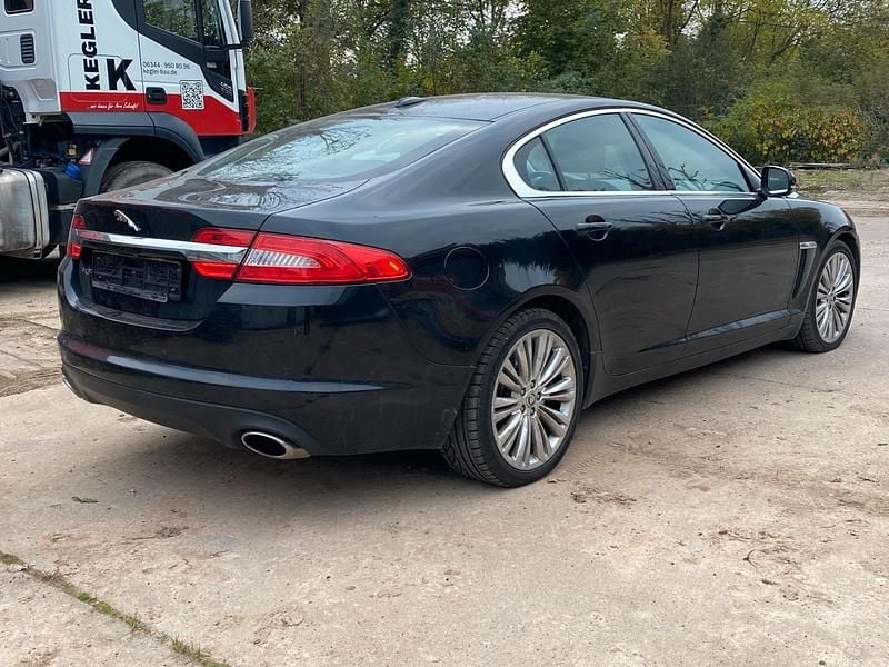 Gebraucht Jaguar XF 242 PS (177 kW) 2012 Limousine