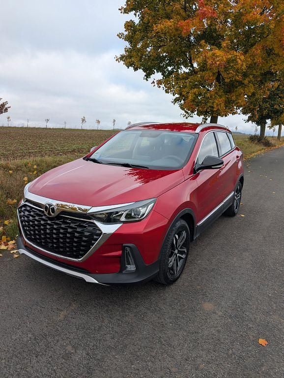 Gebraucht Baic X55 136 PS (100 kW) 2020 Rot SUV