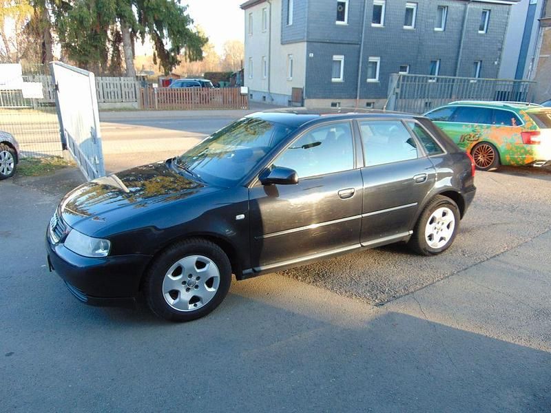 Gebraucht Audi A3 Attraction 102 PS (75 kW) 2000 Schwarz Kleinwagen