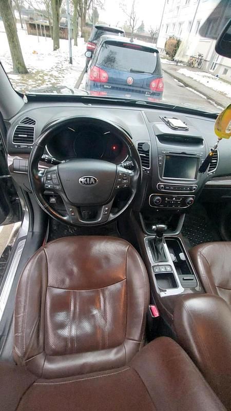 Gebraucht Kia Sorento 196 PS (144 kW) 2014 Silber SUV