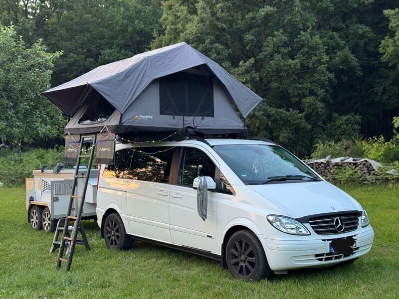 Weiß Gebraucht 2010 Mercedes Viano Van / Kleinbus | 15.000 € (Teuer) - Bild 1/4
