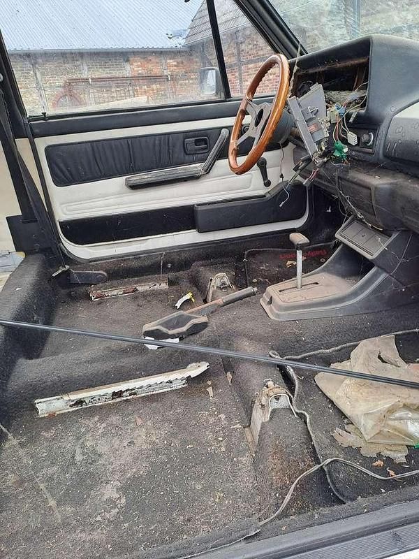 Gebraucht VW Golf Cabriolet 75 PS (55 kW) 1983 Weiß Cabrio