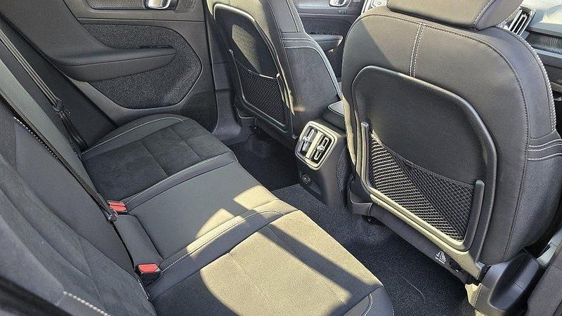 Gebraucht Volvo C40 Ultimate 300 kW (408 PS) 2022 Schwarz SUV