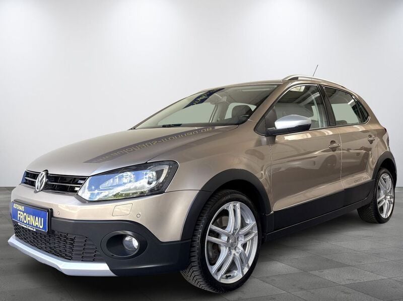 Titanium beige metallic Gebraucht 2015 VW Polo Cross Kleinwagen | 13.980 € (Etwas zu teuer) - Bild 1/4