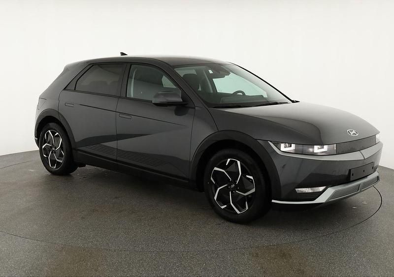 Ecotronic grey Gebraucht 2023 Hyundai Ioniq 6 Basis Limousine | 30.245 € (Fairer Preis) - Bild 1/4