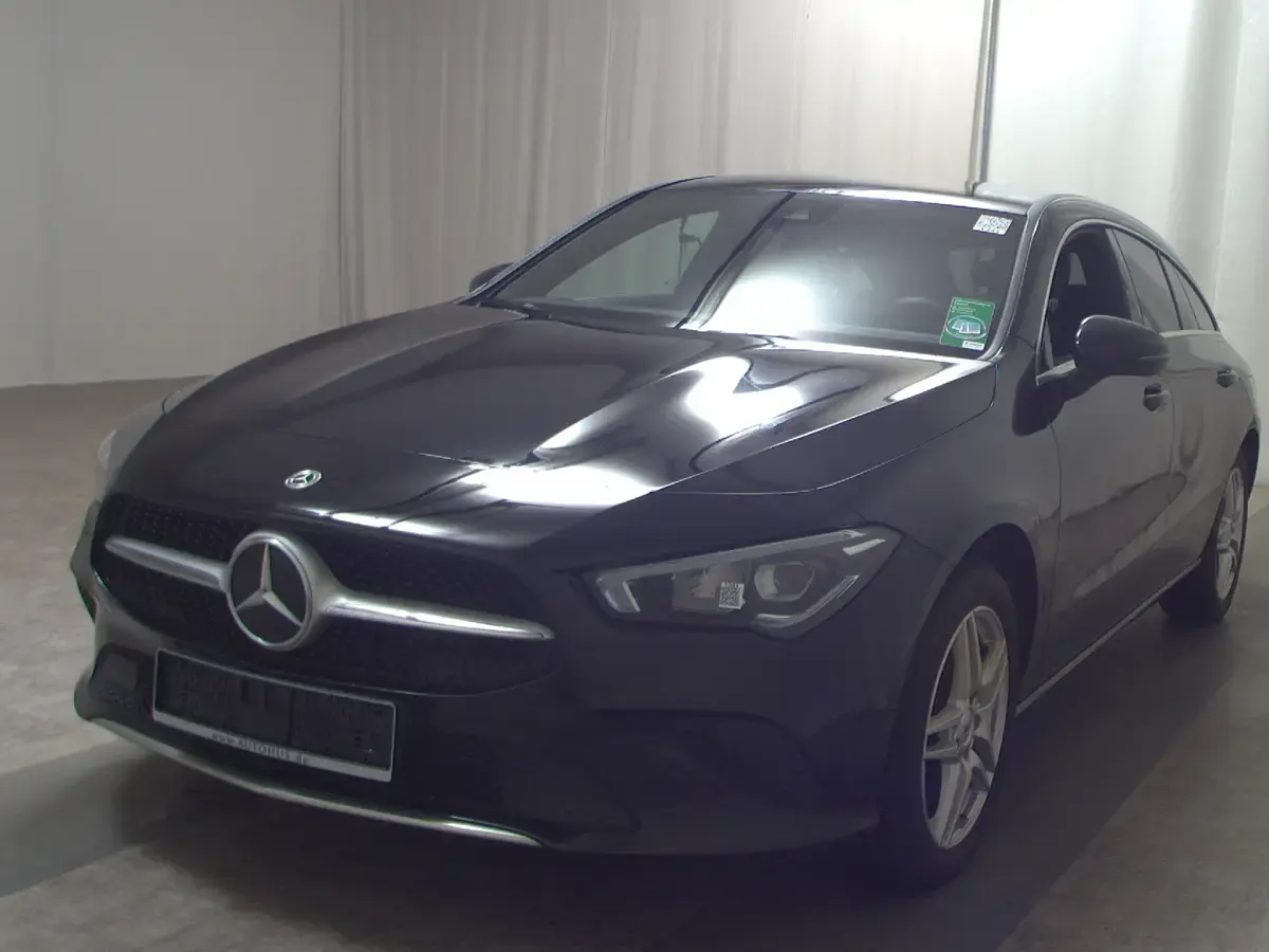 Gebraucht Mercedes CLA250e Progressive 218 PS (160 kW) 2022 Nachtschwarz unilack Coupé