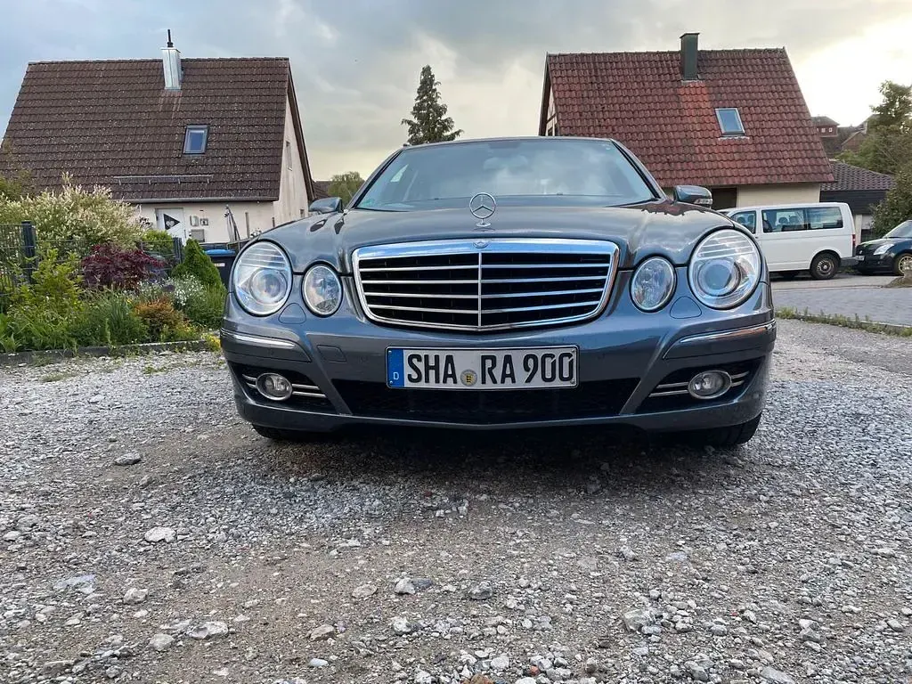 Brugt Mercedes E230 Avantgarde 204 HK (150 kW) 2008 Grå Sedan