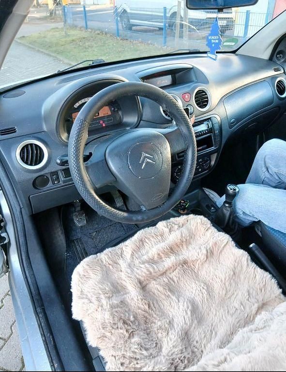 Gebraucht Citroën C2 60 PS (44 kW) 2004 Silber Kleinwagen