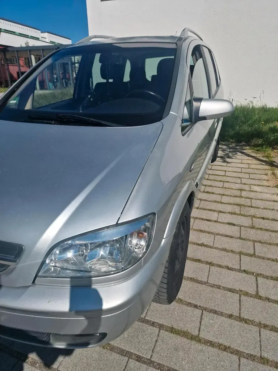 Gebraucht Opel Corsa 100 PS (73 kW) 2004 Grau Kleinwagen