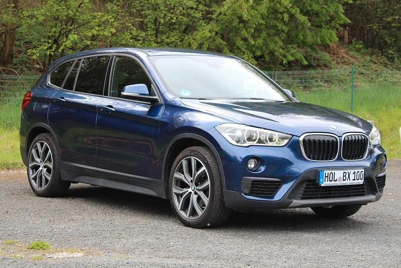 Używany BMW X1 Performance 190 KM (139 kW) 2018 Niebieski SUV