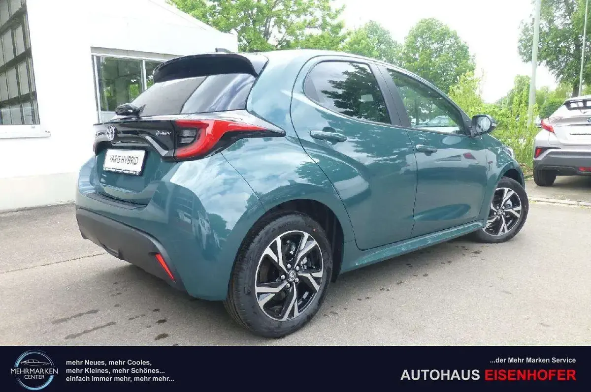 Neu Toyota Yaris Hybrid 116 PS (85 kW) 2026 Other Kleinwagen