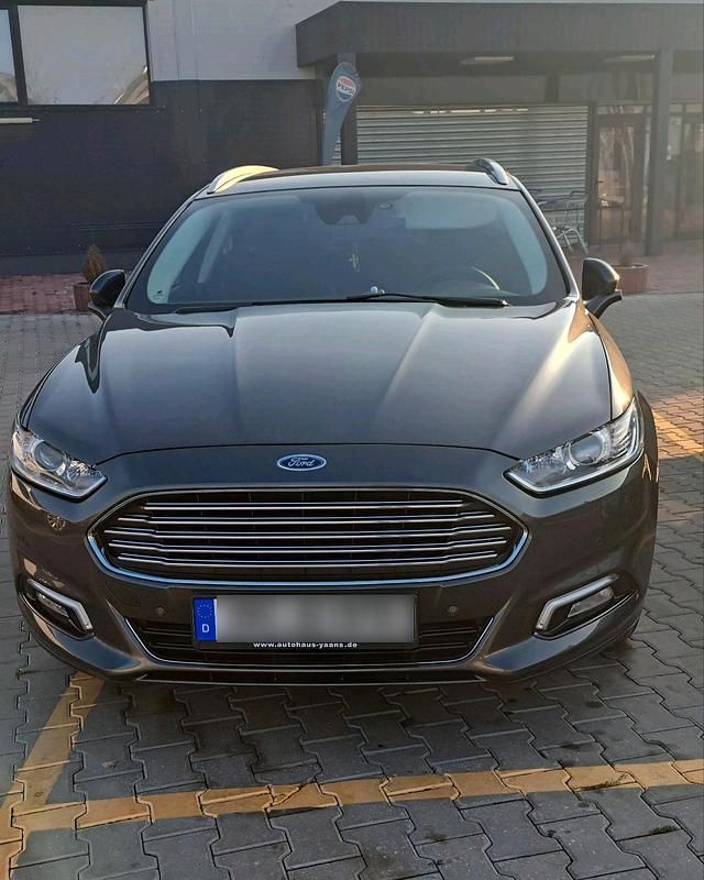 Grau Gebraucht 2017 Ford Mondeo Titanium Kombi | 9.000 € (Superpreis) - Bild 1/4