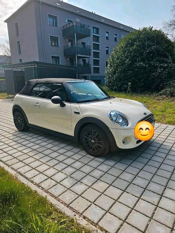 Gebraucht Mini One Cabriolet 102 PS (75 kW) 2016 Weiß Cabrio