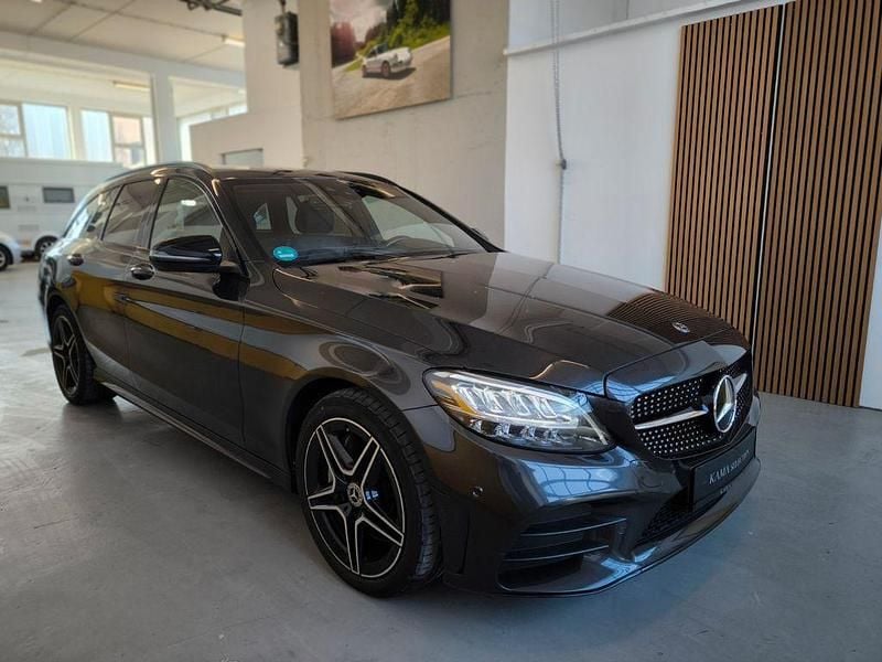 Gebraucht Mercedes C300 AMG line 245 PS (180 kW) 2021 Grau Limousine