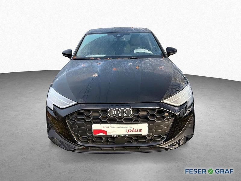 Gebraucht Audi A3 Ambiente 150 PS (110 kW) 2025 Brillantschwarz Limousine