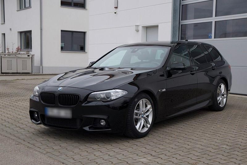 Gebraucht BMW 520 Shadowline 192 PS (141 kW) 2016 Schwarz Kombi