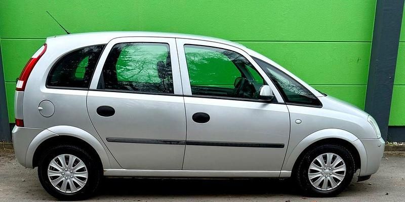 Gebraucht Opel Meriva 87 PS (63 kW) 2003 Silber Van / Kleinbus