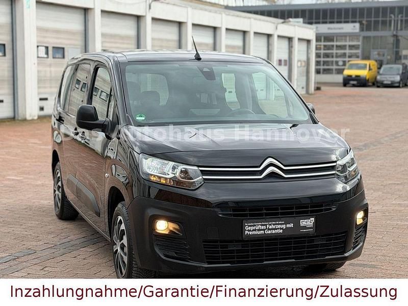 Gebraucht Citroën Berlingo Feel 110 PS (80 kW) 2022 Schwarz Van / Kleinbus